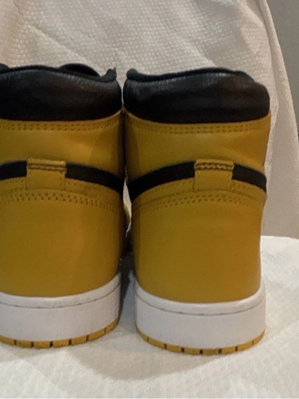 Air Jordan 1 Retro High OG Pollen Black Yellow Men’s 10